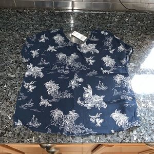 Abercrombie Flowy Button Back Detail Shirt